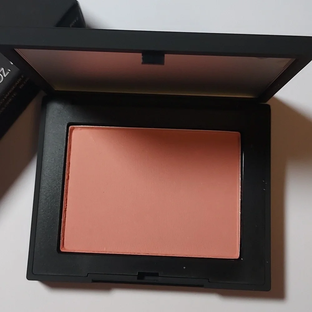 NARS Blush Forbidden Powder Blush Refillable